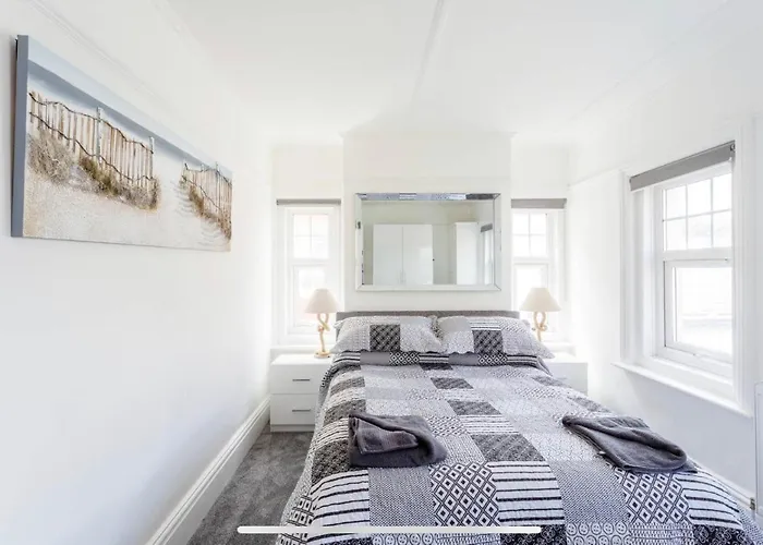 Ammonite Luxury Beachfront Apartment